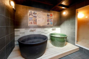 かまどと壺湯之宿 大阪ミナミ–Residence inn Kamado and Tsuboyu-